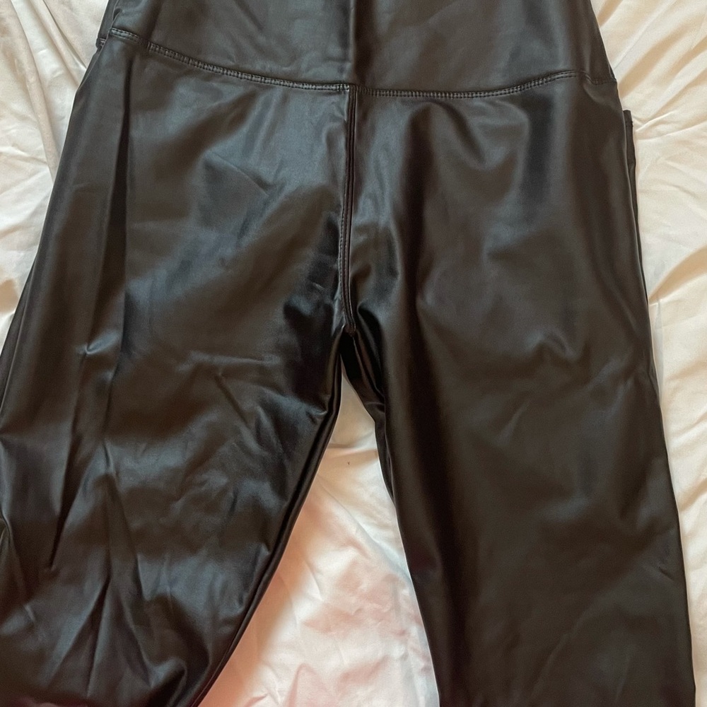 Leader leggings